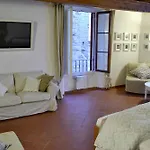 Dante's Relais Гостевой дом Флоренция